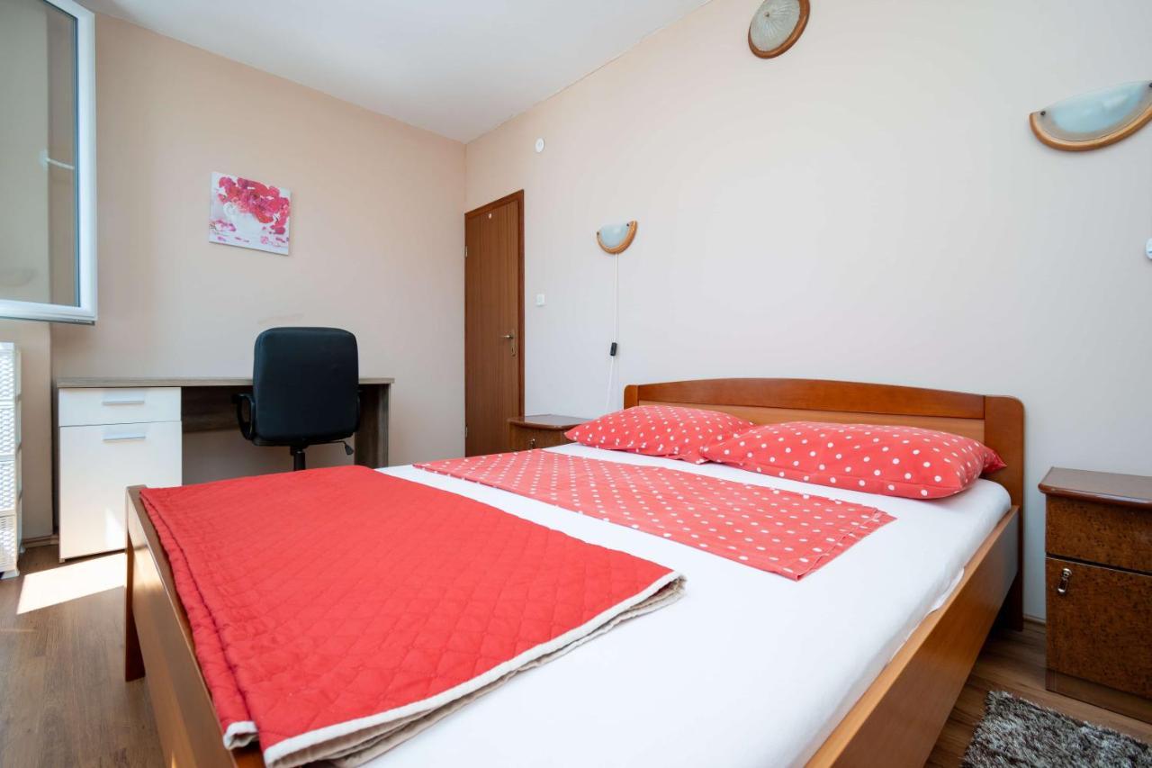 Sunny Apartment Zadar